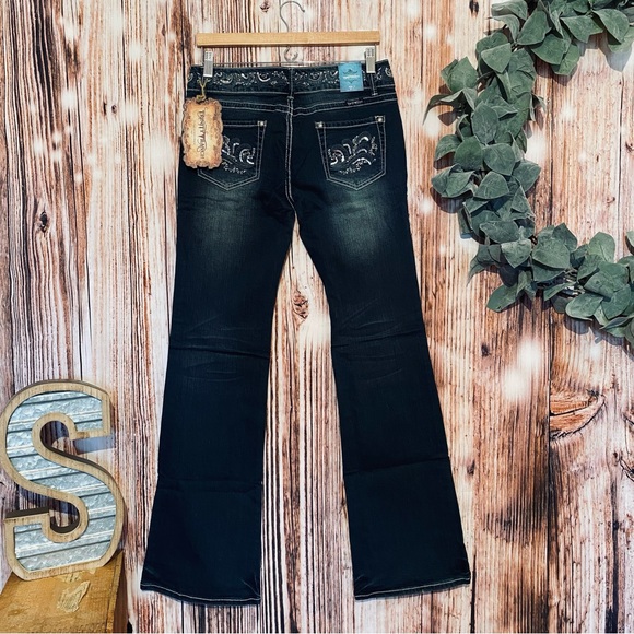 Trinity Ranch Bootcut Jeans - Picture 3 of 15